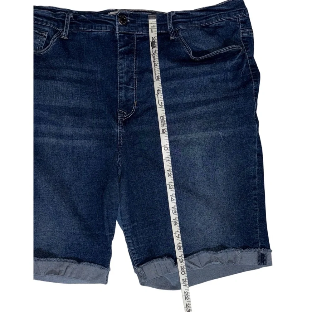 Angles Plus Size Denim Bermuda Shorts – 22W - Picture 5 of 10